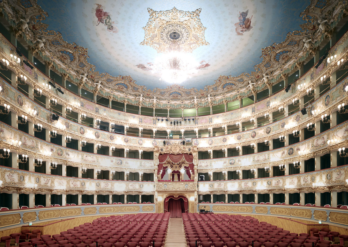 Candida Höfer Teatro La Fenice di Venezia V 2011