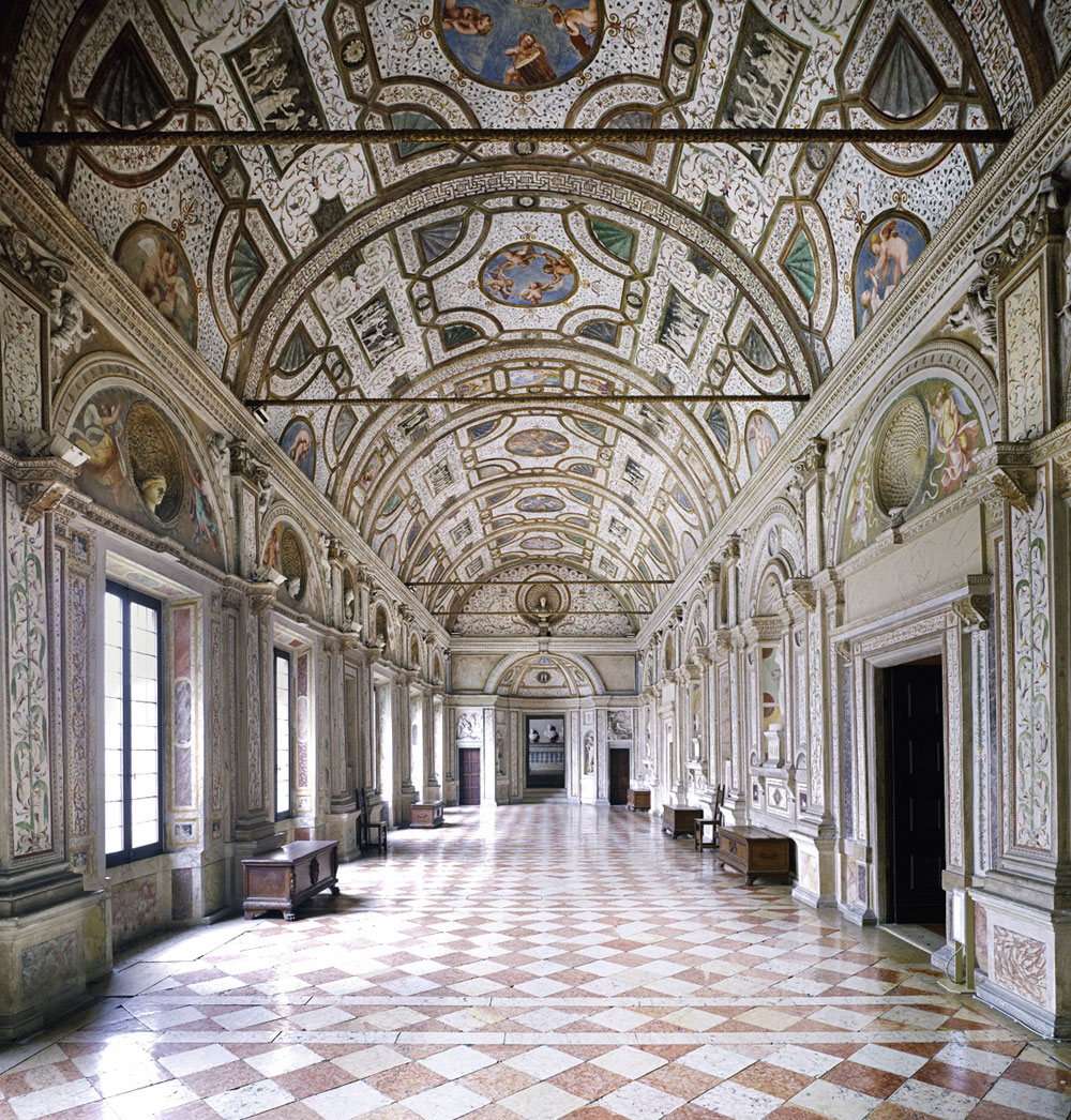 Candida Höfer Palazzo Ducale Mantova IV 2011